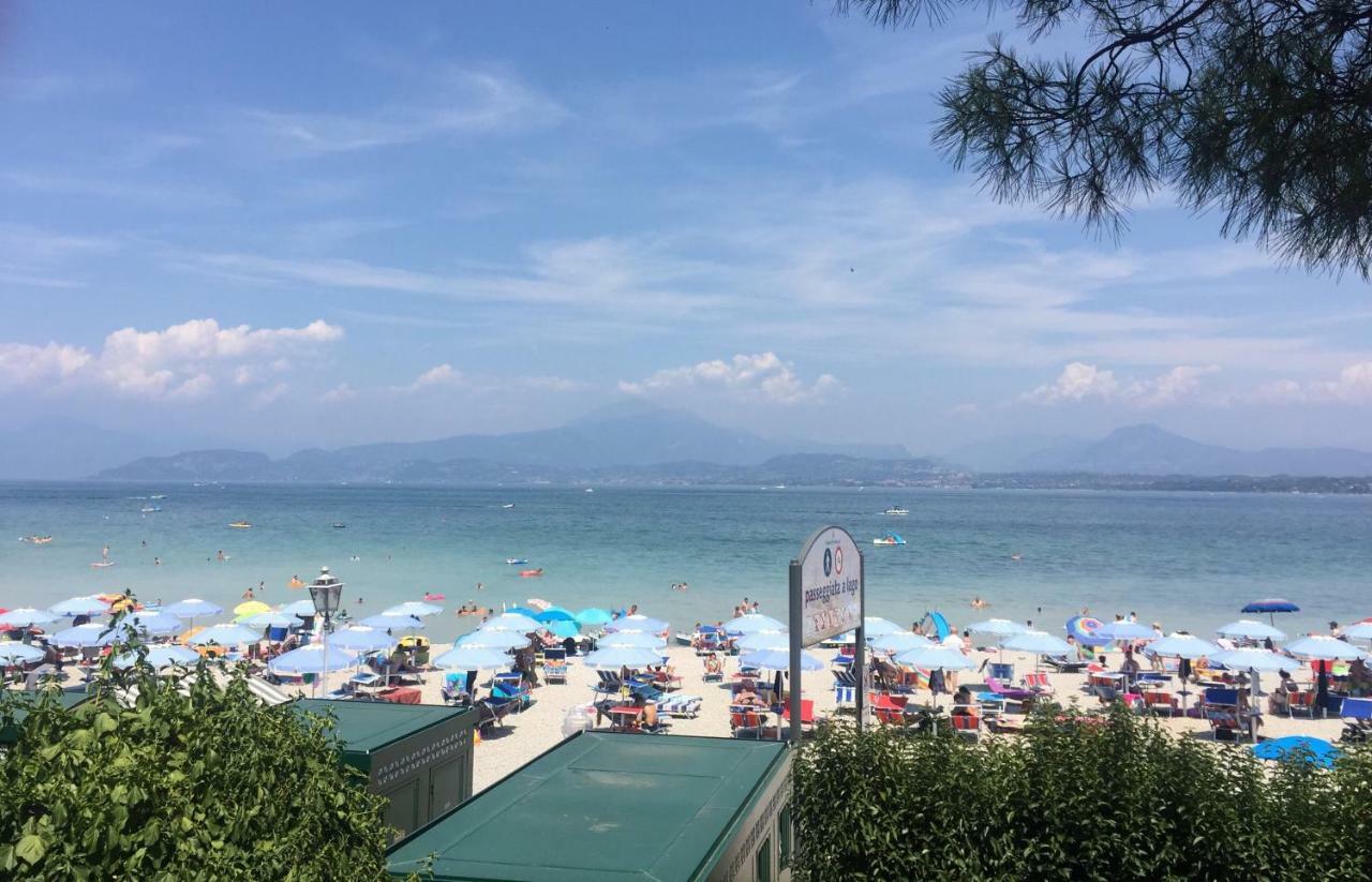 Appartamenti Agli Ulivi 佩斯基耶拉德加达 外观 照片
